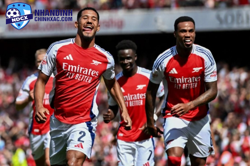 Arsenal cần danh hiệu để giữ chân các cầu thủ.