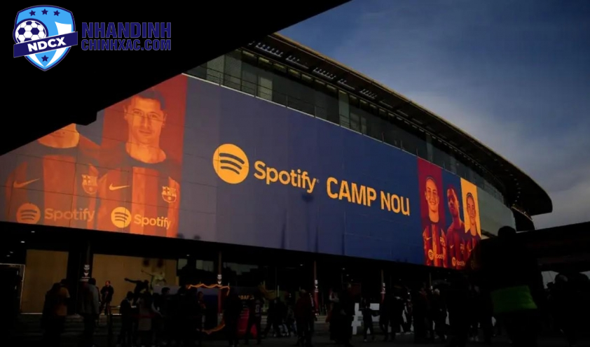 Nỗ lực bán hộp VIP ở Camp Nou gần đây chưa đủ để giúp Barca giải quyết tình hình.