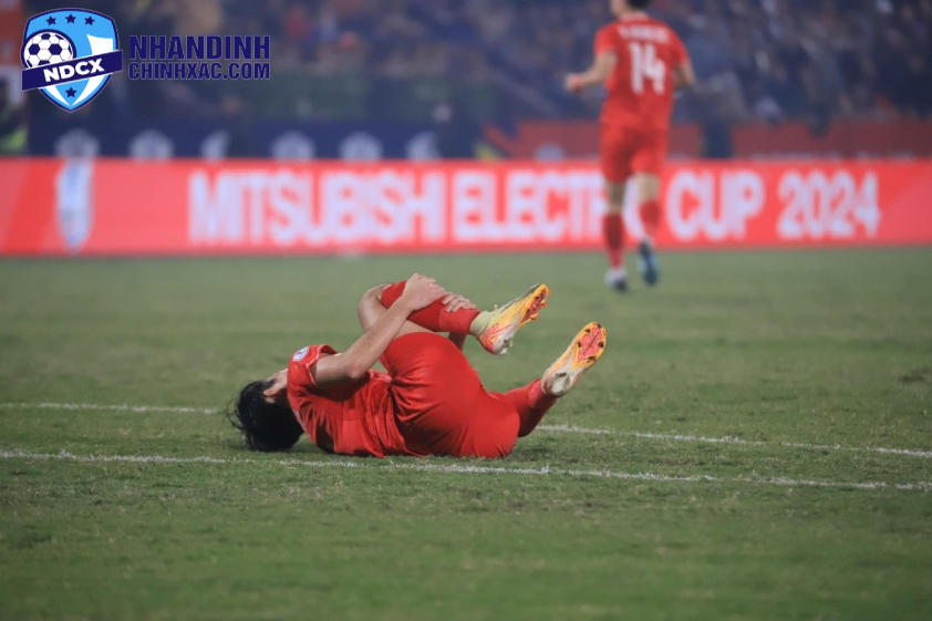 Văn Toàn bỏ lỡ phần còn lại của AFF Cup sau trận đấu với Myanmar