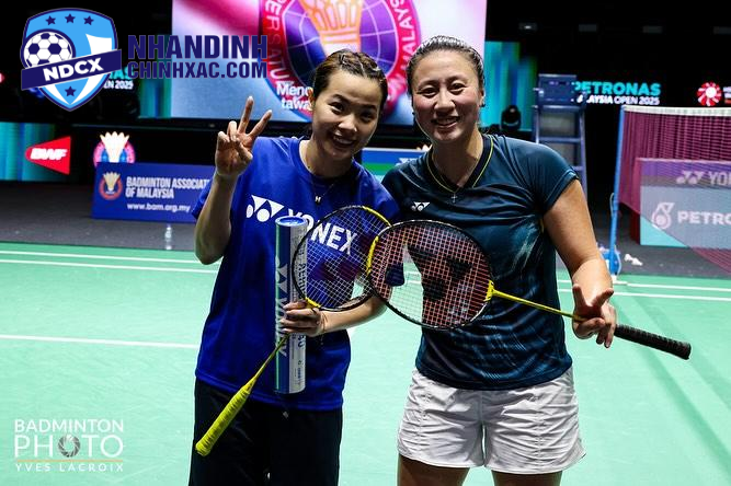 Lauren Lam và Nguyễn Thùy Linh có mối quan hệ thân thiết (Ảnh: Badminton Photo)