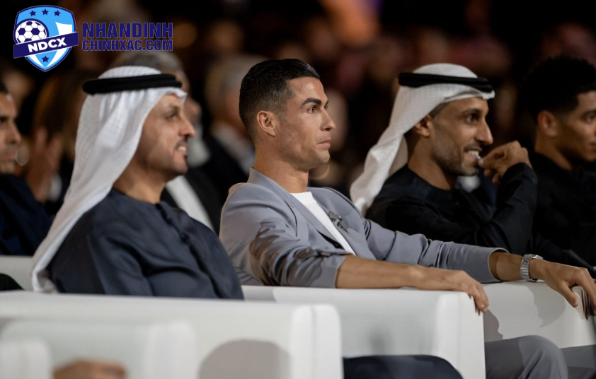 “Cristiano Ronaldo Xuất Hiện Trong Trận Chung Kết Siêu Cúp Tây Ban Nha: Chi Tiết Và Phân Tích”