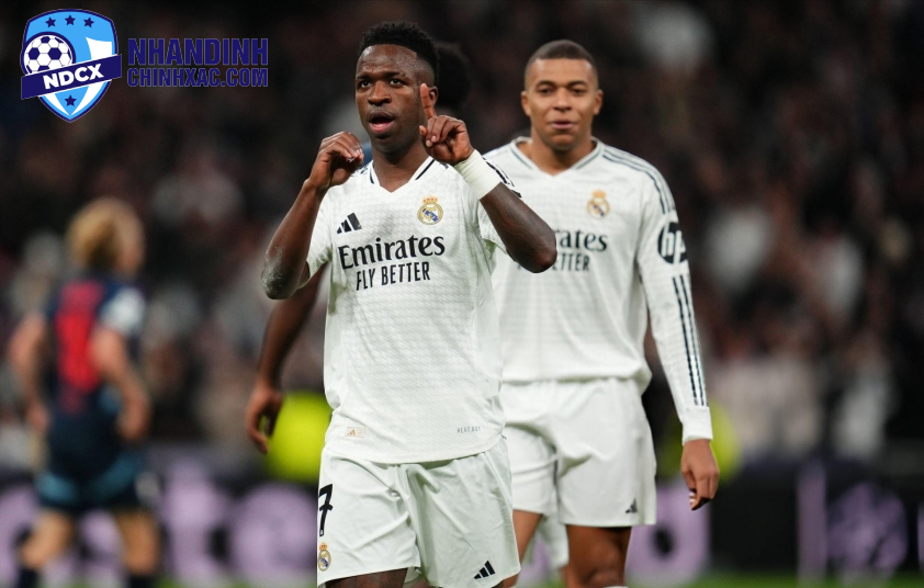 “Real Madrid Quan Tâm Cựu Ngôi Sao Manchester United, Vinicius Jr Xác Định Tương Lai”