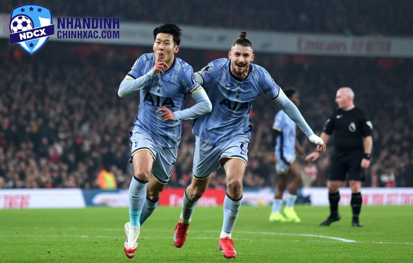 Hạ Tottenham, Arsenal trở lại top 2 Ngoại hạng Anh